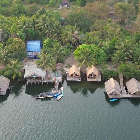 The Floating House Villa Krŏng Kaôh Kŏng Exterior foto